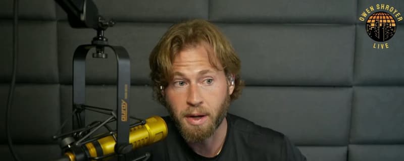Infowars Host Storms Out Amid MAGA Civil War