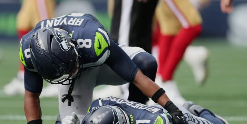 Seahawks' Key Mistakes Costly in Loss to 49ers