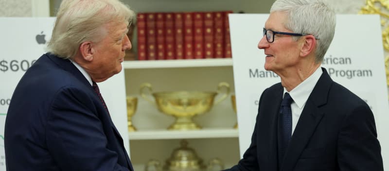 Trump unveils new tariffs, lauds Apple progress