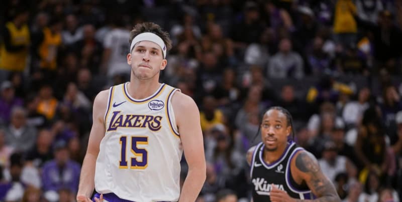 Austin Reaves Finds Himself Next to NBA Legends, Puzzled