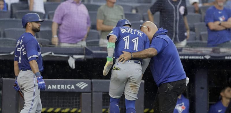 Blue Jays shortstop Bo Bichette sidelined with knee injury