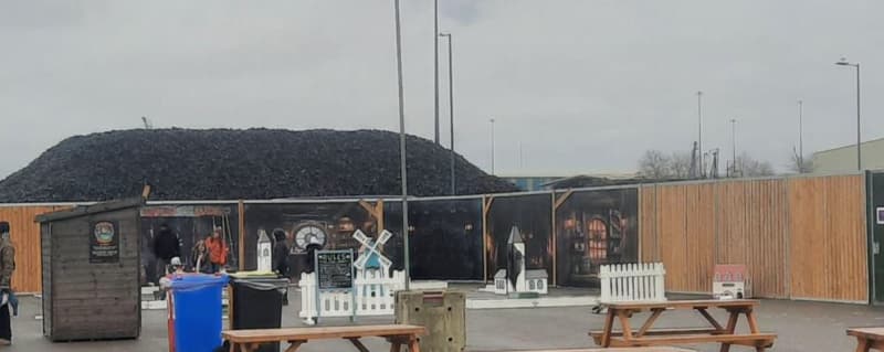 Cardiff Halloween Festival Draws Mixed Reviews, Compared to Viral Willy Wonka Event