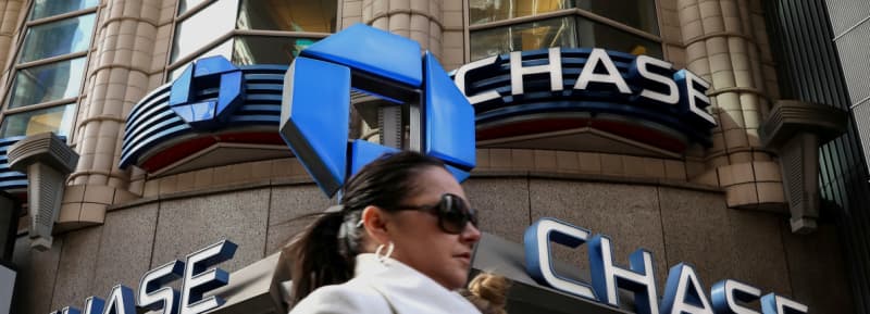 Chase Bank deletes tweet after backlash for 'Monday Motivation' finance push