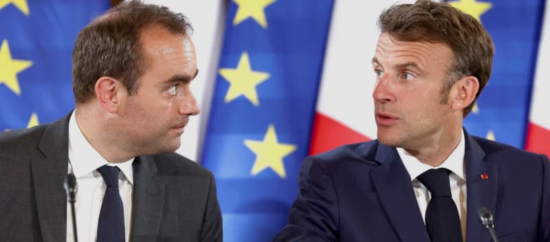 French Prime Minister Resigns Shortly After Cabinet Formation