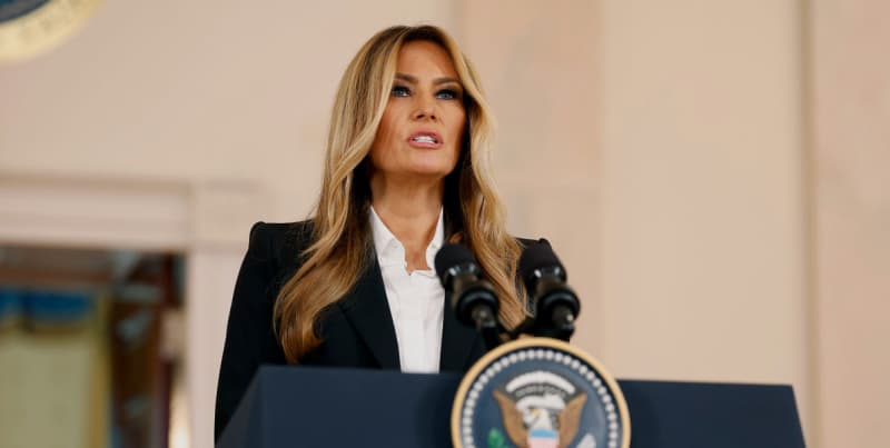 Melania Trump discusses Ukraine kids with Putin