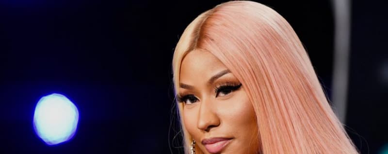 Nicki Minaj spills on album Queen at #QueenRadio show