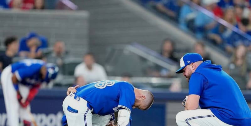 Toronto Blue Jays' Nathan Lukes to Continue Playing Despite Exiting ALCS Game 1