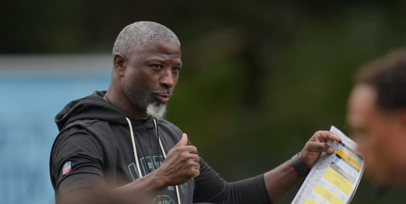 Winless Jets in London with 'Keep Swinging' Plan